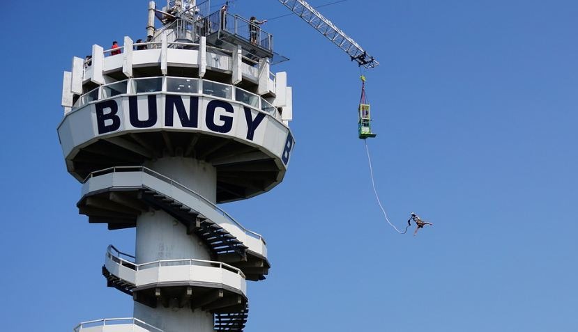 Bungee Jumping