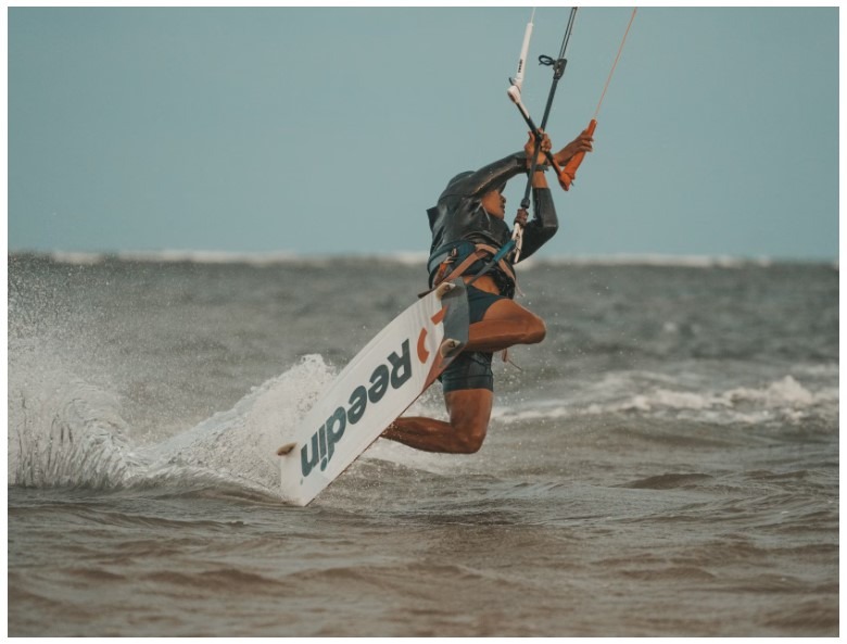 What Kiteboarding Equipment Do You Require?