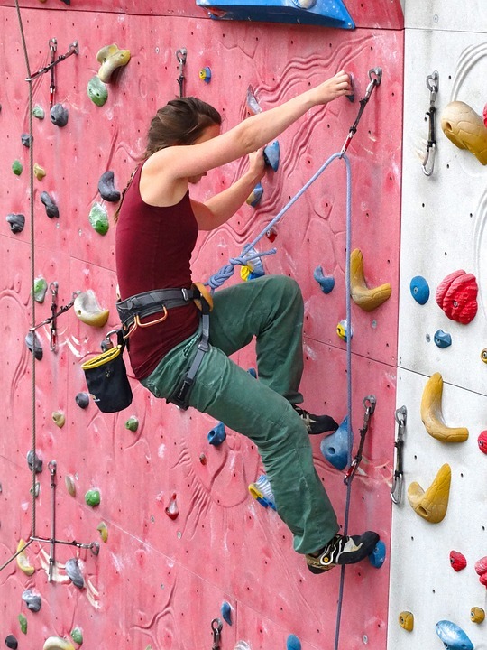 Climber woman arm strength powerful