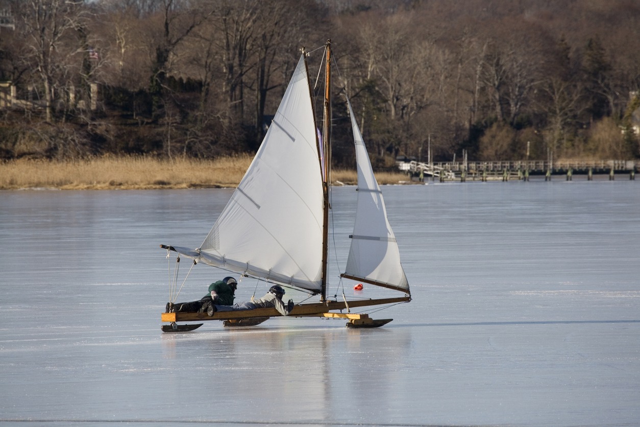 Iceboat about to round a mark