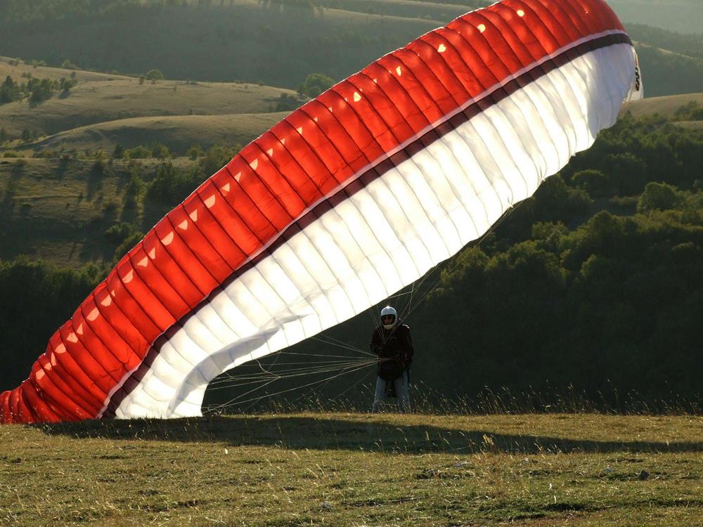 Progressing in Paragliding: Moving from Beginner to Intermediate