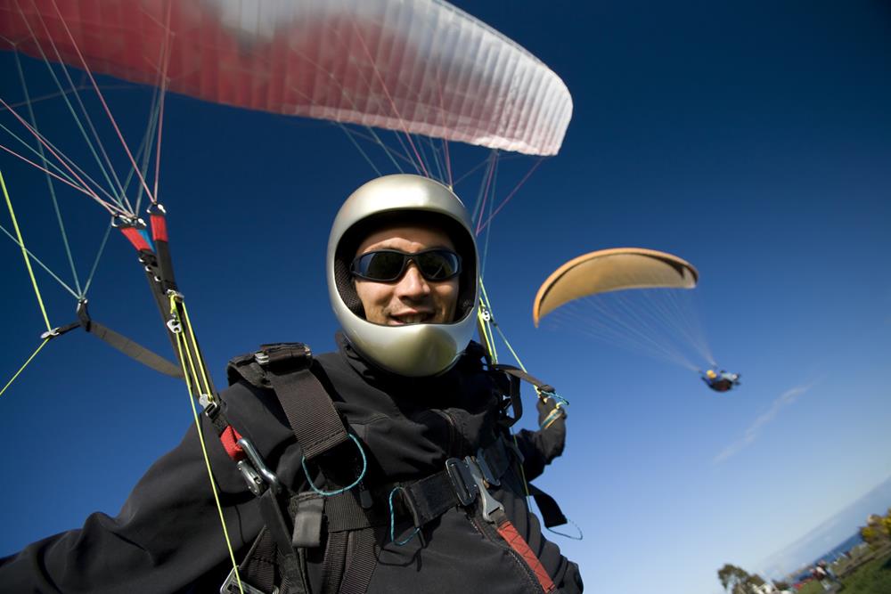 Solo Paragliding
