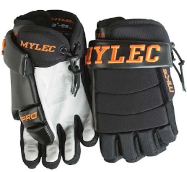 Best roller hockey gloves for adults