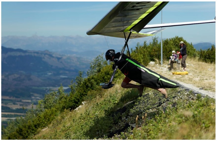 Extreme Hang Gliding as a Sport  