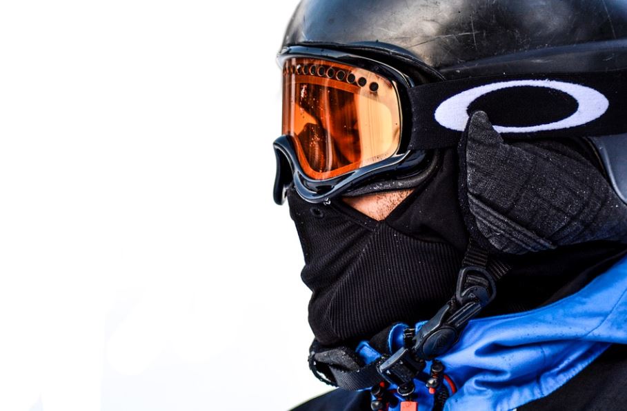 Key Features of Snowboarding Sunglasses